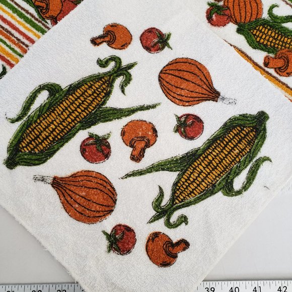 Vintage 1970/1980s Set Kitchen Terry Hand Towels/WashCloth-Mushrooms-Vegetables - Picture 2 of 5